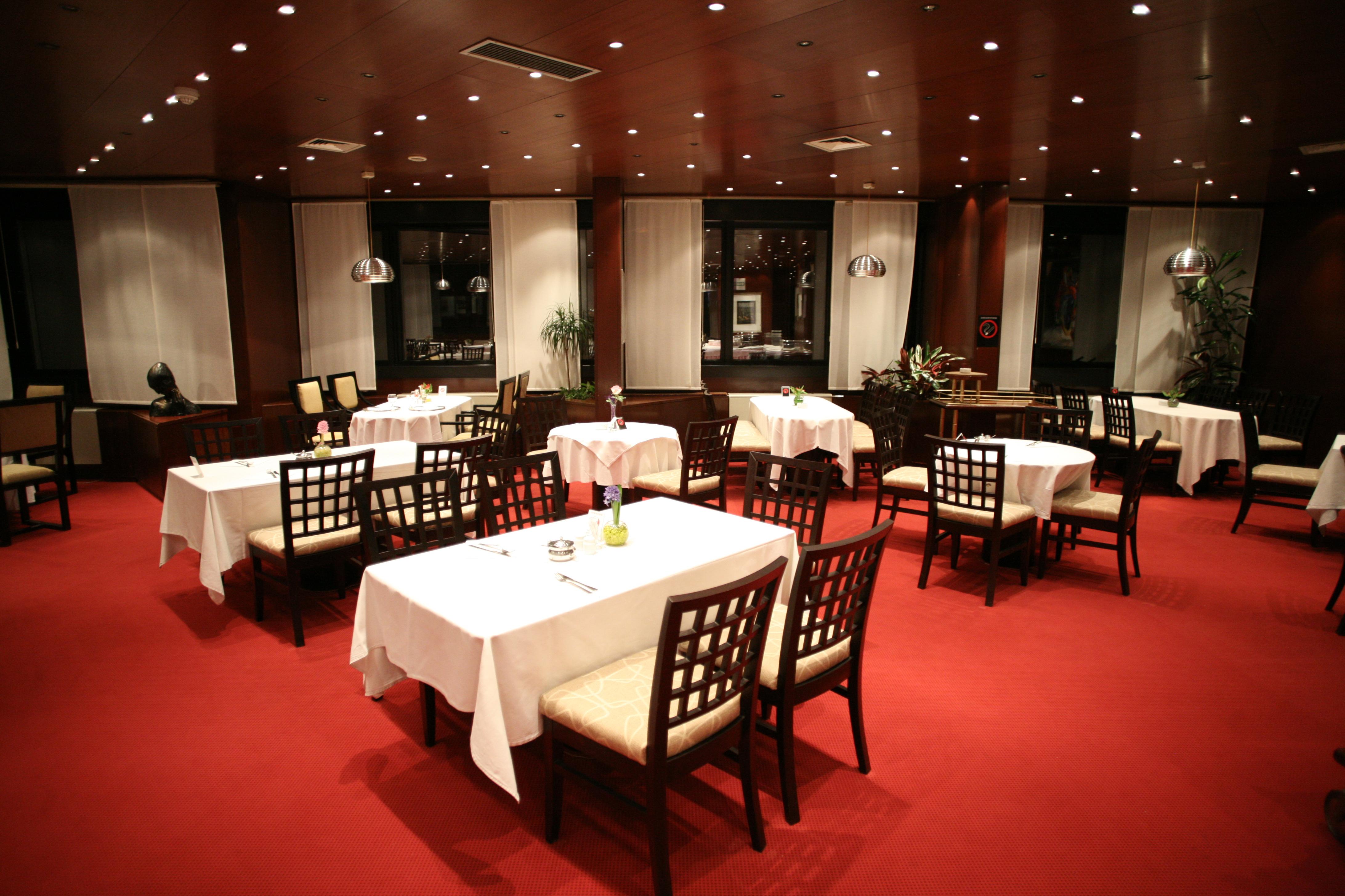 Hotel Slavija Garni Belgrado Buitenkant foto